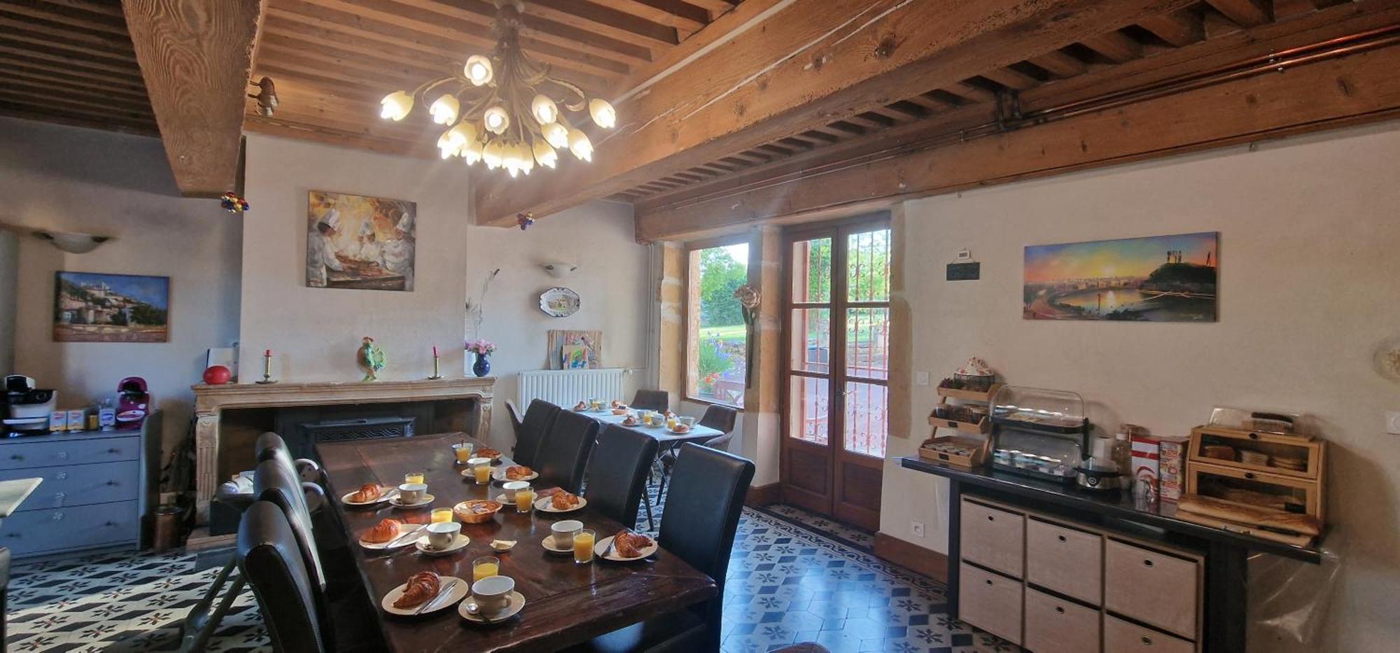 Bed and Breakfast Le Relais Des Dames Neuville-sur-Saône Exteriér fotografie